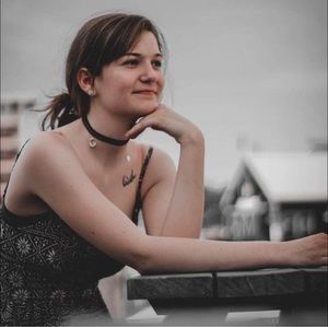 Meet your Posher, Ashton